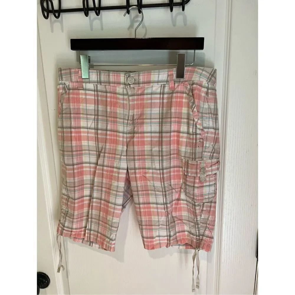 Gloria Vanderbilt plaid pink shorts